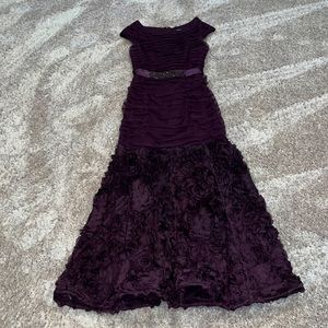 David’s bridal Emma Street gown. In plum size 8.